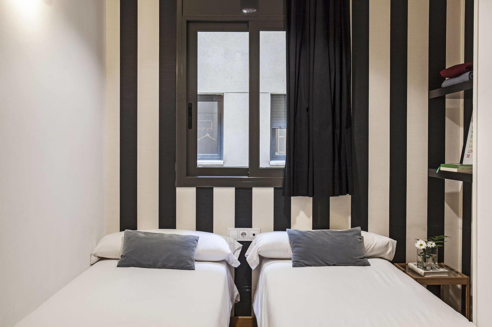 Ainb Eixample-Entenca Apartments Barcelona Zewnętrze zdjęcie