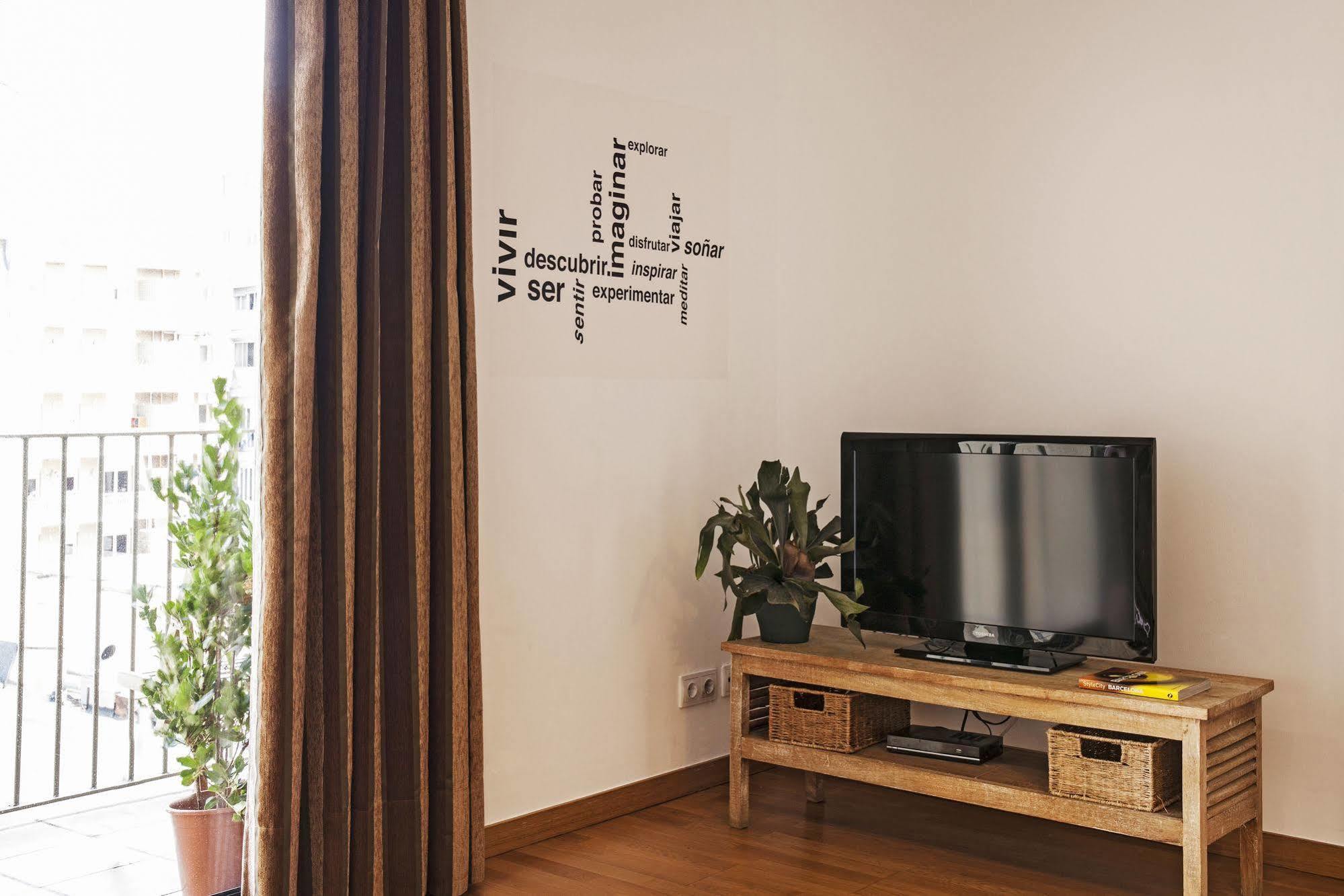 Ainb Eixample-Entenca Apartments Barcelona Zewnętrze zdjęcie